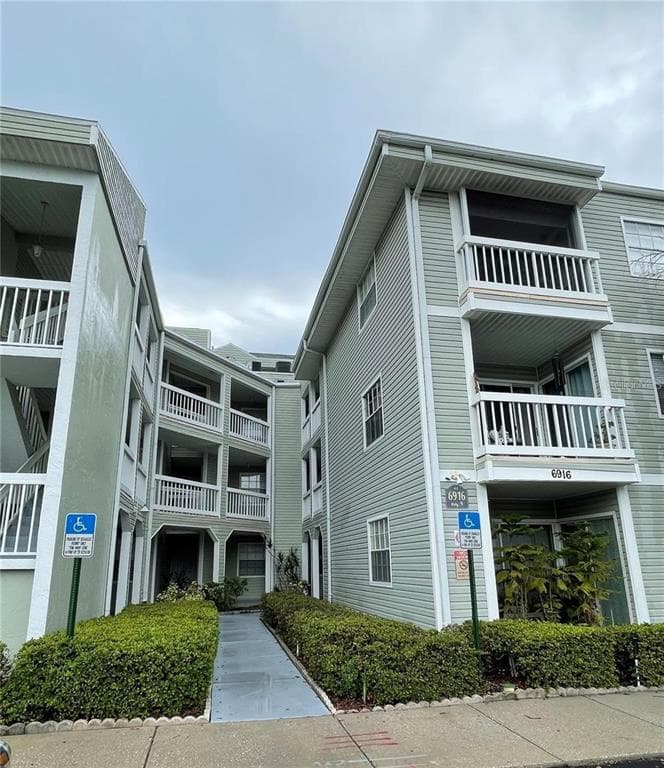 6916 STONES THROW CIRCLE N UNIT 9104 ST PETERSBURG, FL 33710