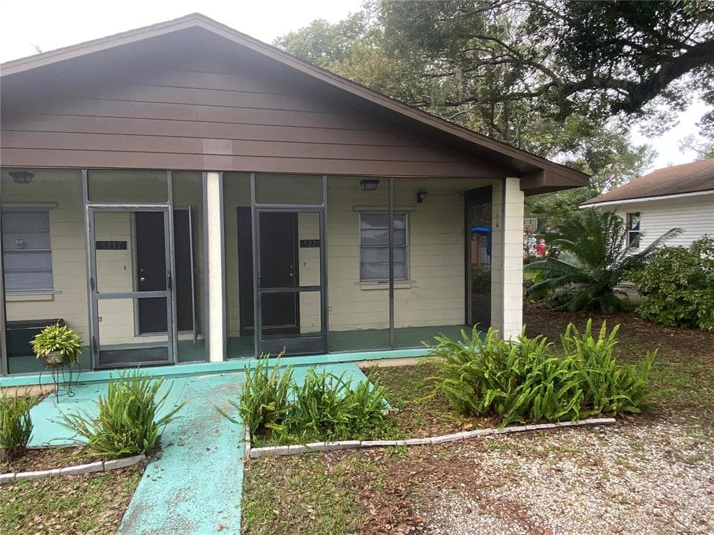 5221 17TH ST ZEPHYRHILLS, FL 33542