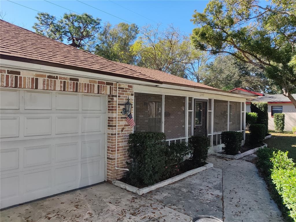 1249 ELDRIDGE STREET CLEARWATER, FL 33755