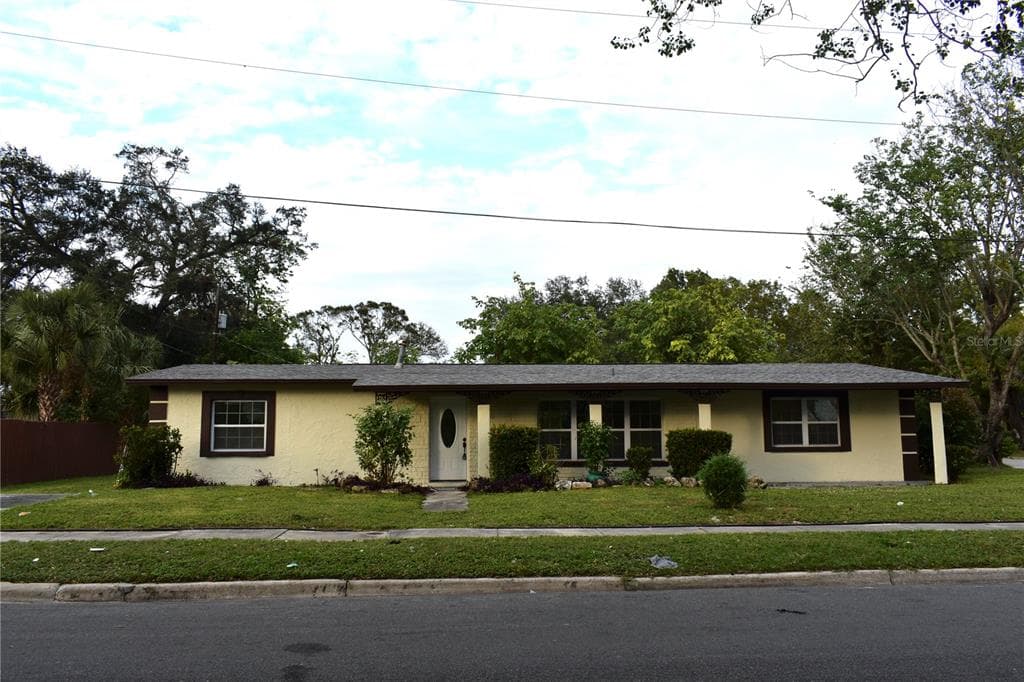 1635 29TH STREET SARASOTA, FL 34234