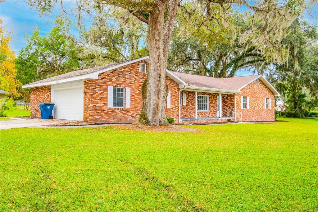10220 TRUDY LYNN DRIVE BROOKSVILLE, FL 34601