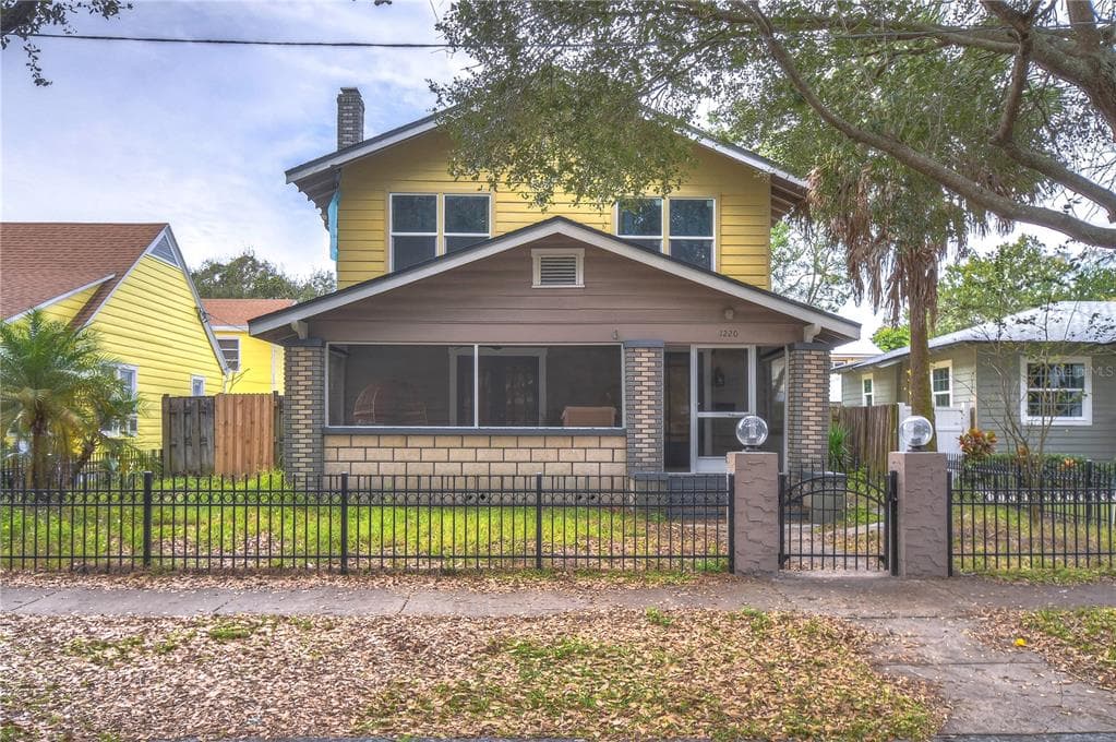1220 12TH STREET N ST PETERSBURG, FL 33705