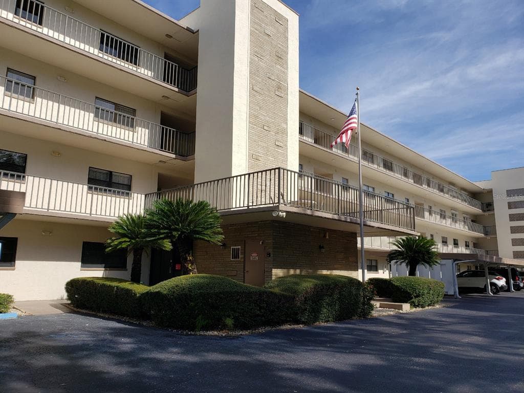5920 80TH STREET N UNIT 209 ST PETERSBURG, FL 33709