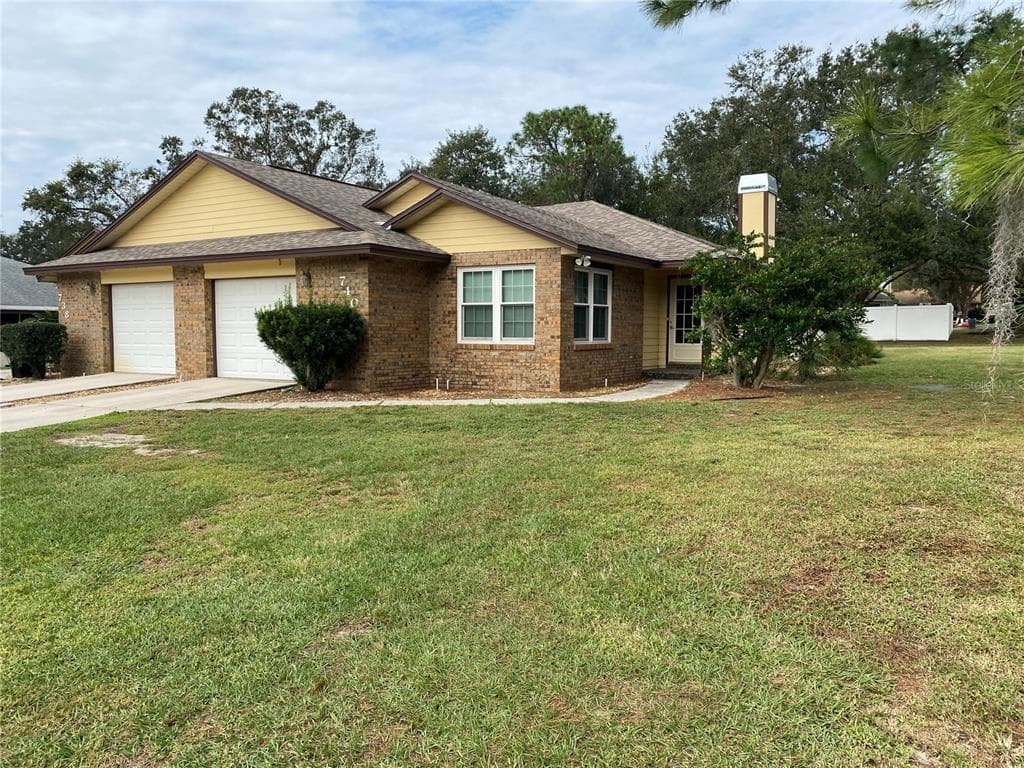 740 MIKASUKI DRIVE LAKELAND, FL 33813
