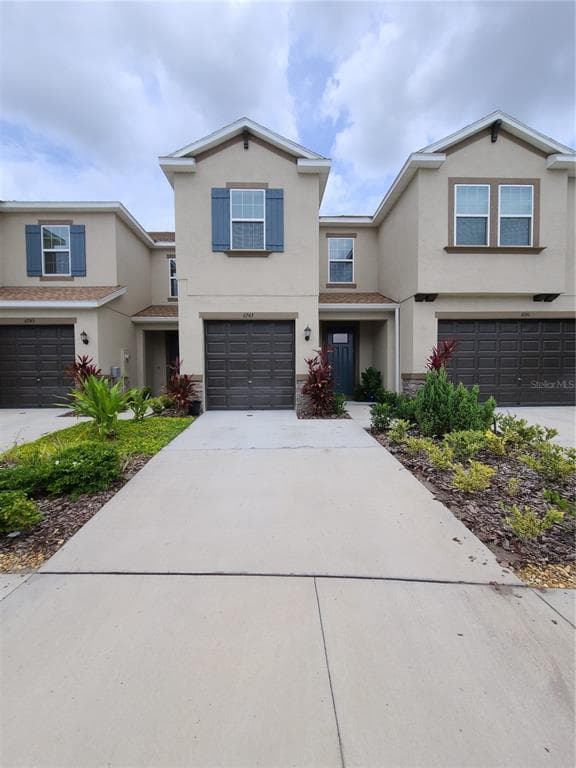6743 CITRUS CREEK LANE TAMPA, FL 33625