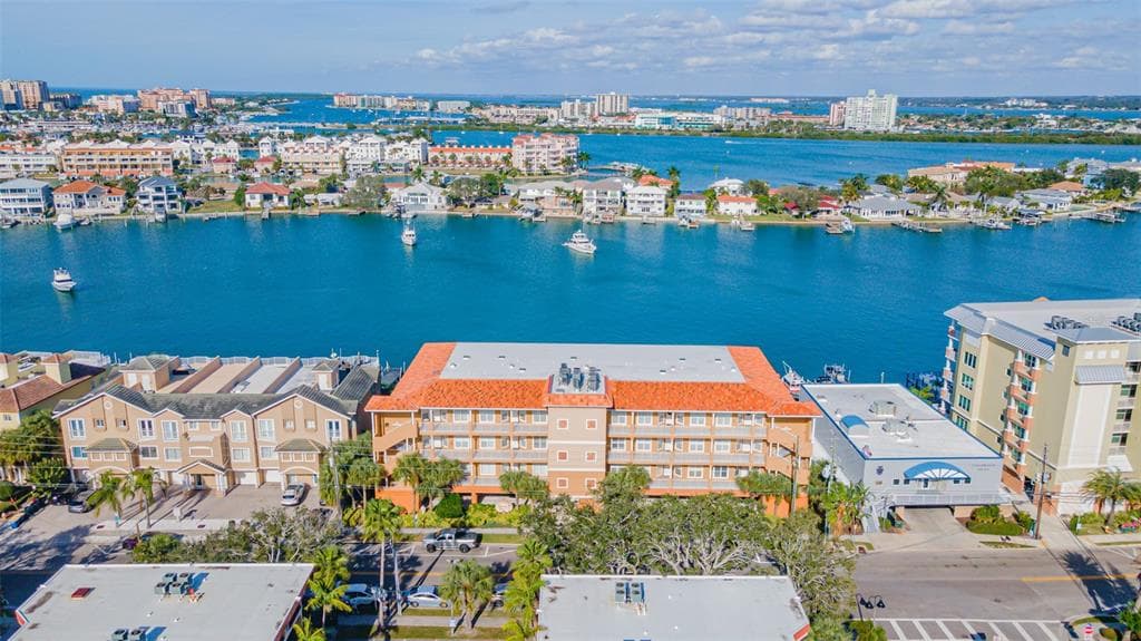 692 BAYWAY BOULEVARD UNIT 205 CLEARWATER, FL 33767