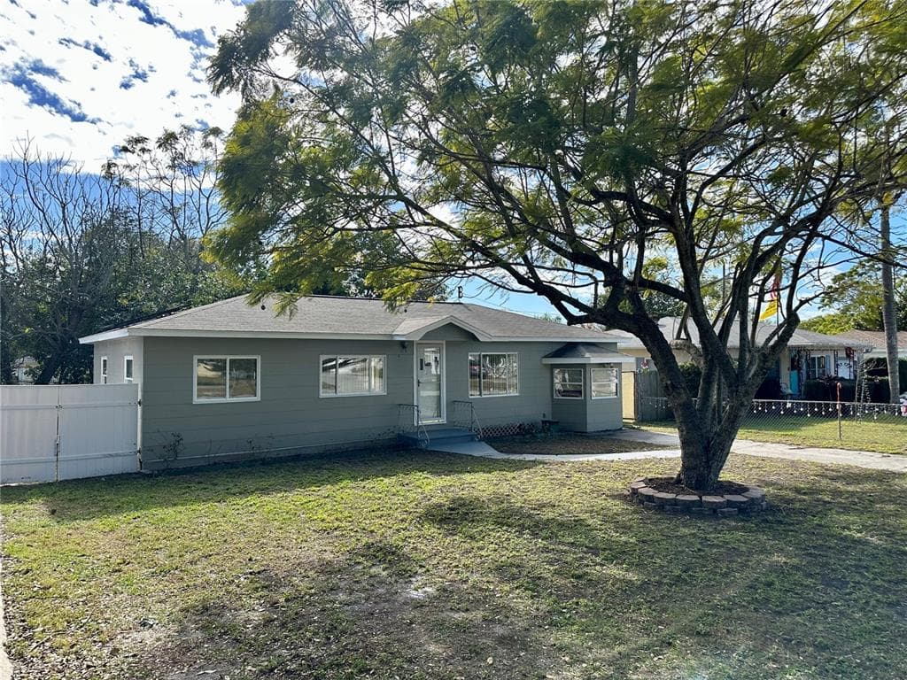 5210 43RD TERRACE N ST PETERSBURG, FL 33709