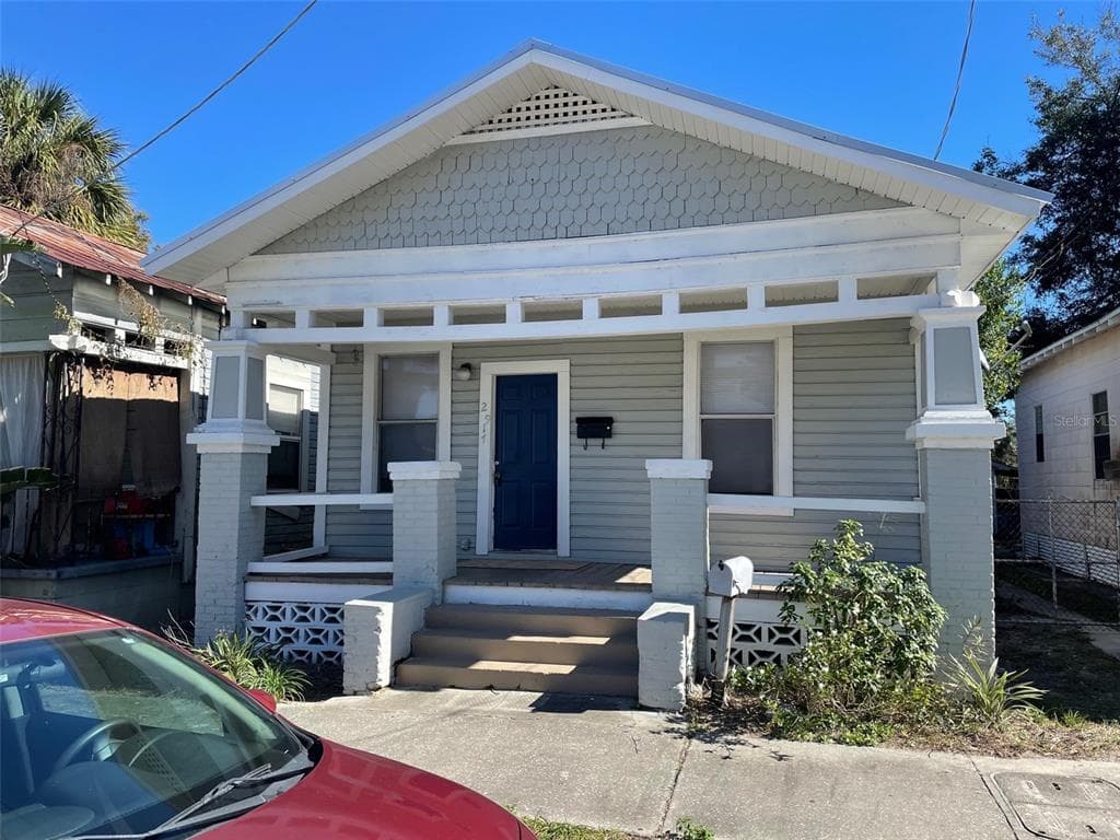 2917 N 18TH STREET TAMPA, FL 33605