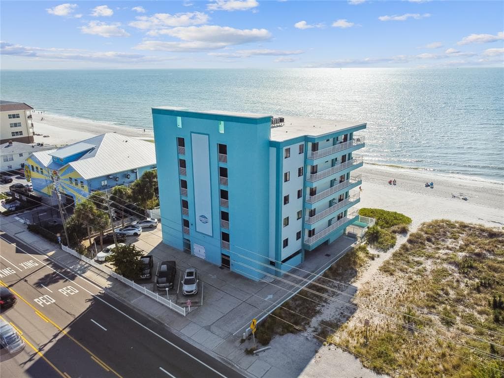 14110 GULF BOULEVARD UNIT 202 MADEIRA BEACH, FL 33708