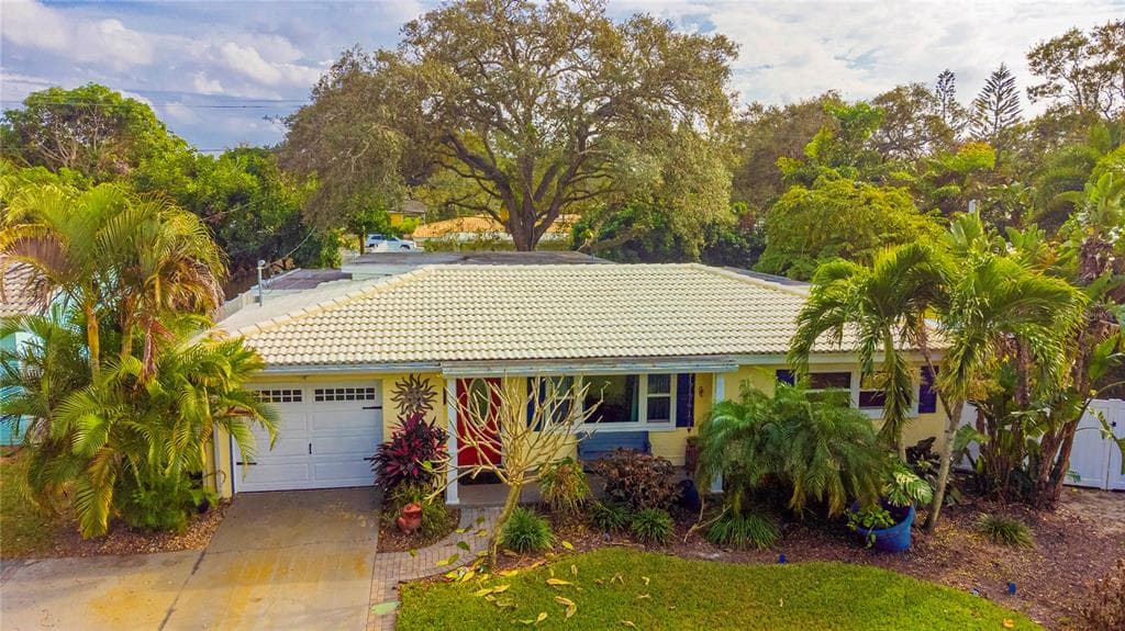 2031 PINE RIDGE DRIVE CLEARWATER, FL 33763