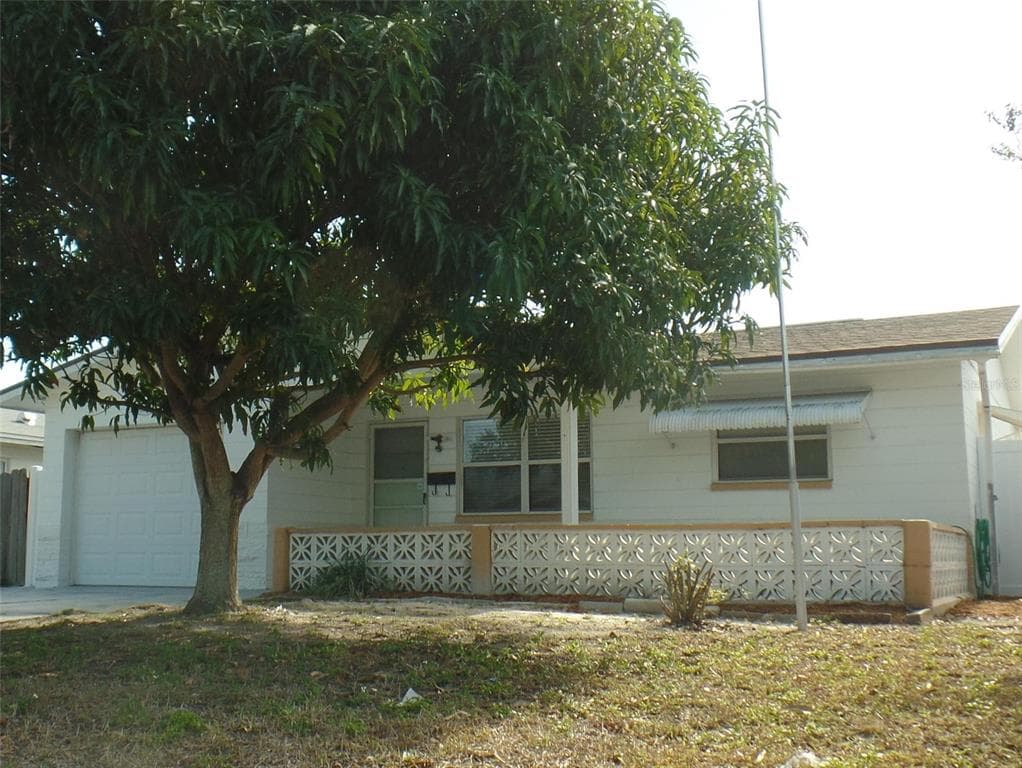 5750 19TH AVENUE N ST PETERSBURG, FL 33710
