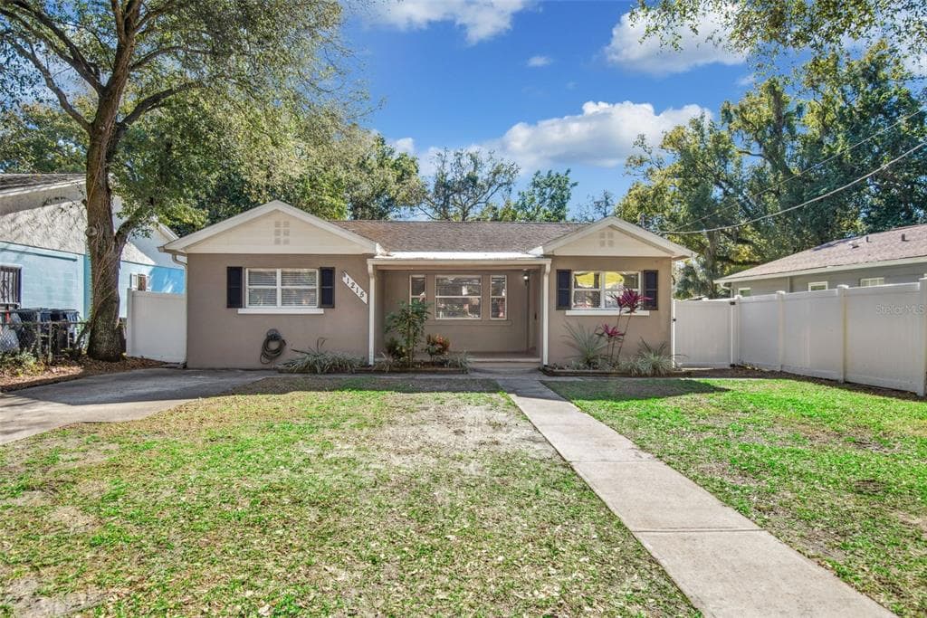 1215 E EMMA STREET
