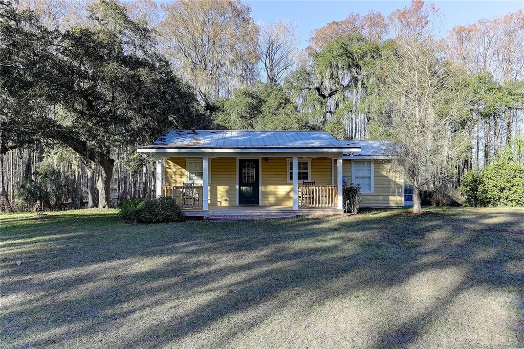 9433 S GREAT OAKS DRIVE FLORAL CITY, FL 34436