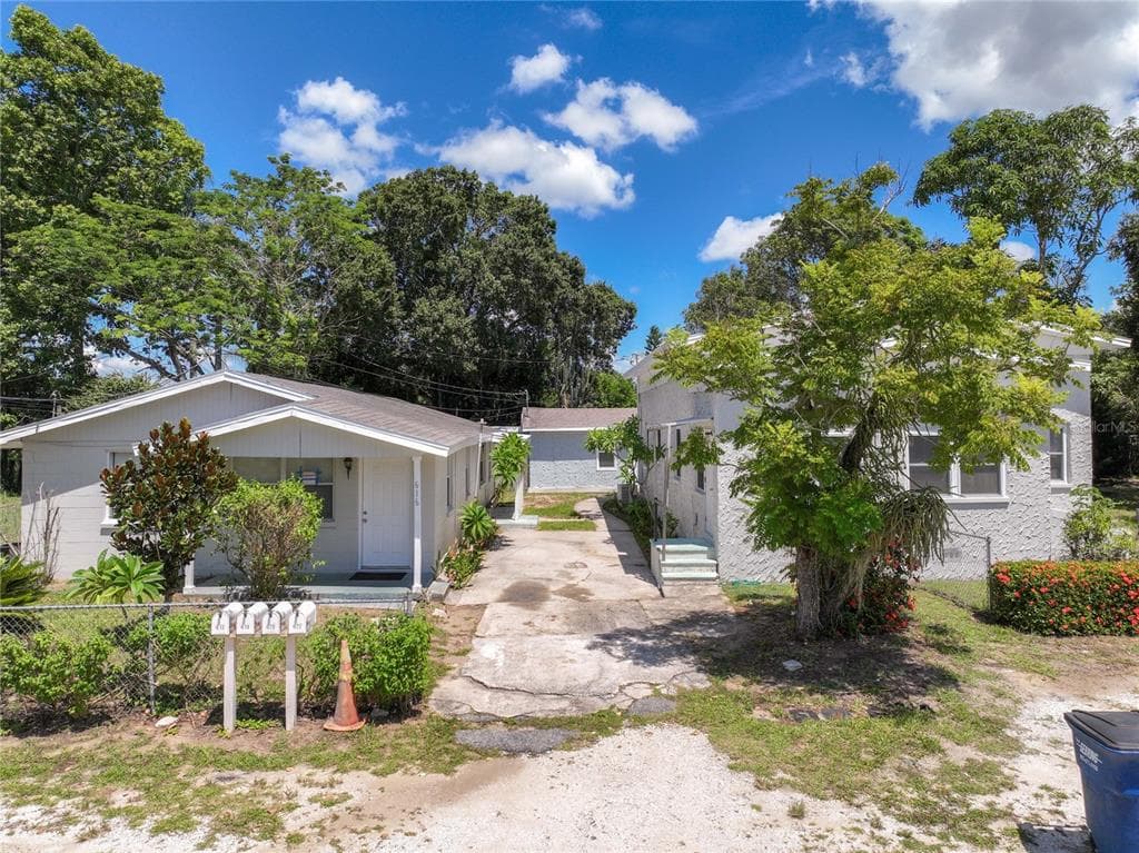 616 BOWMAN AVENUE SEBRING, FL 33870