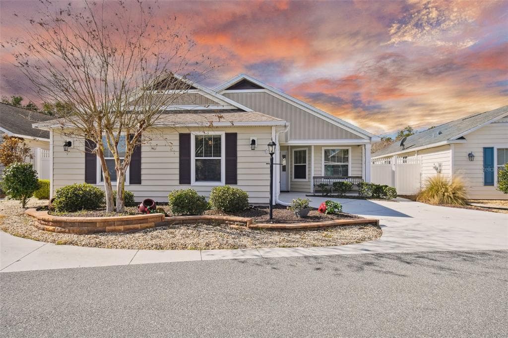 1106 PENINSULA STREET THE VILLAGES, FL 32162