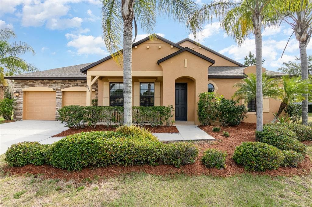 3986 BLOSSOM DEW DRIVE KISSIMMEE, FL 34746