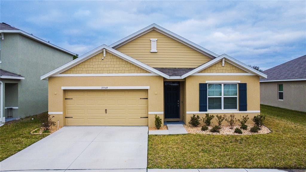 35549 STELLA VAST DRIVE ZEPHYRHILLS, FL 33541