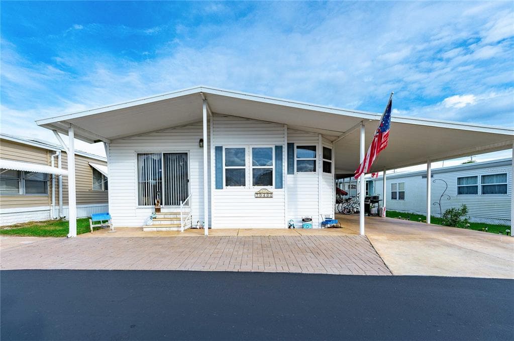 7040 EL MATADOR STREET ZEPHYRHILLS, FL 33541