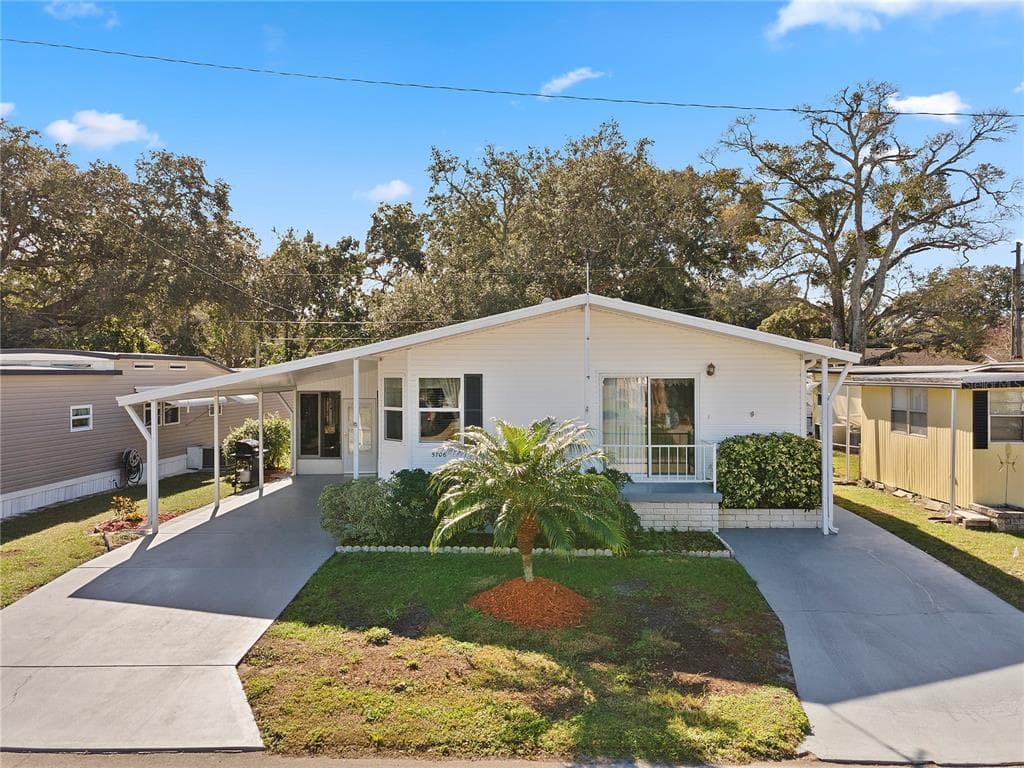 5706 ASHEN AVENUE NEW PORT RICHEY, FL 34652