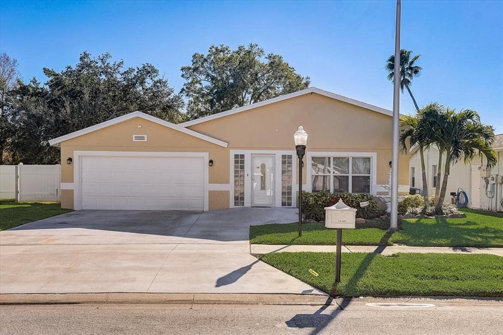 7354 119TH AVENUE LARGO, FL 33773