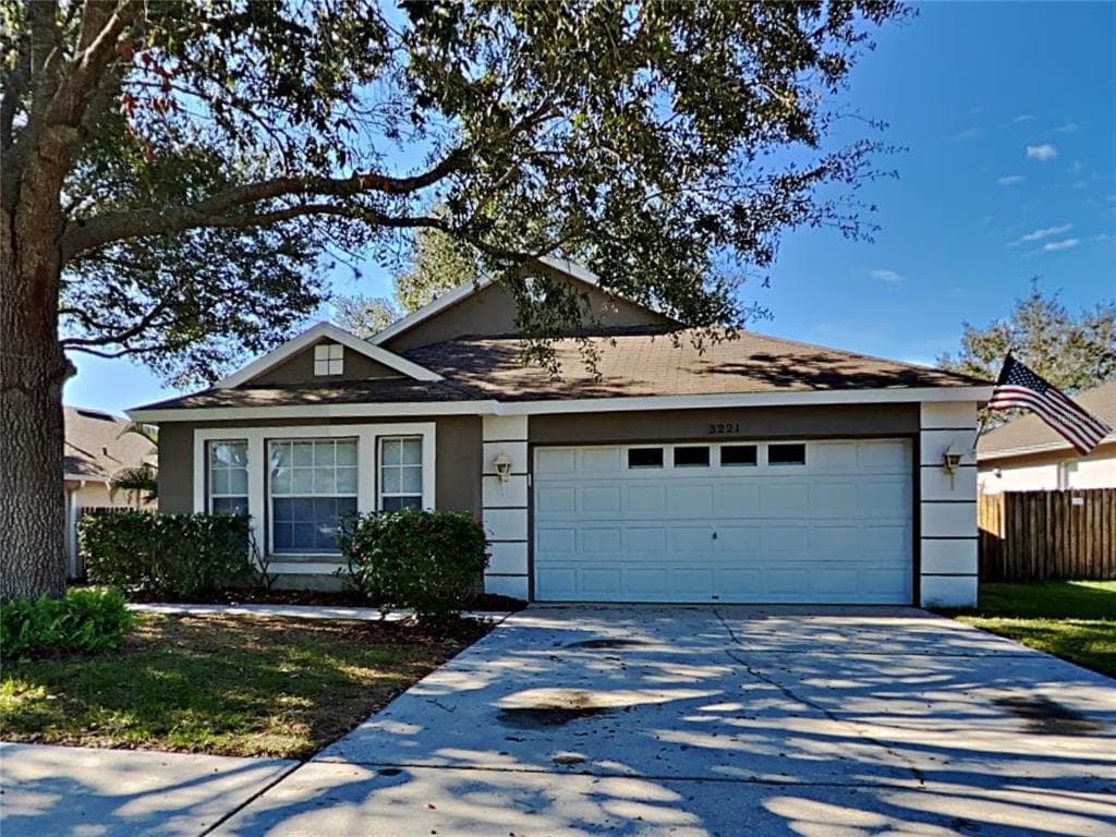 3221 SUMMER CRUISE DRIVE VALRICO, FL 33594