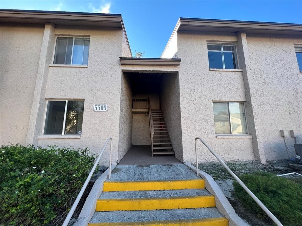 5503 POKEWEED COURT UNIT 142 TAMPA, FL 33617