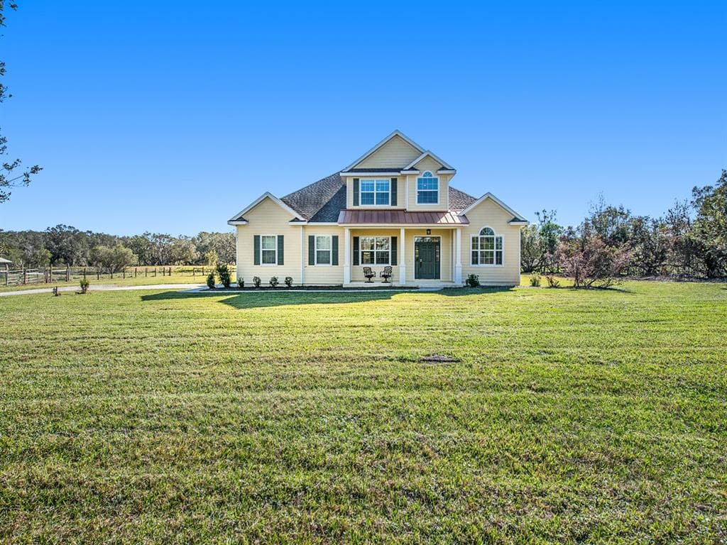 201 MOCCASIN HOLLOW ROAD
