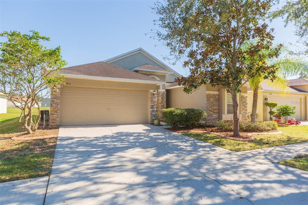 12811 STANDBRIDGE DRIVE