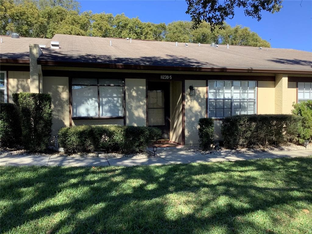 11230 DOLLAR LAKE DRIVE UNIT 5 PORT RICHEY, FL 34668