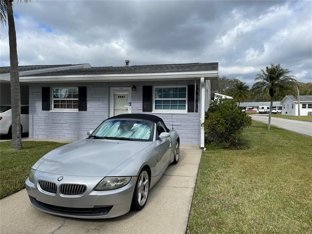 5001 SPRINGWOOD AVENUE N PINELLAS PARK, FL 33782