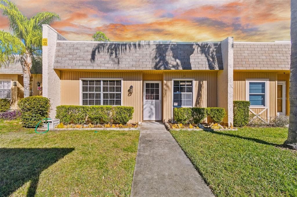 11511 113TH STREET UNIT 33E SEMINOLE, FL 33778