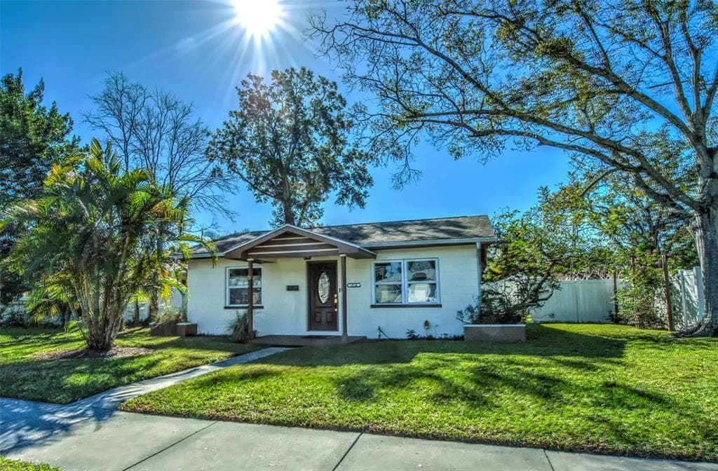 1818 49TH AVENUE N ST PETERSBURG, FL 33714