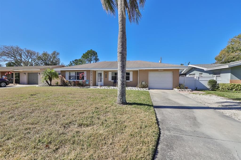 1844 LOMBARDY DRIVE