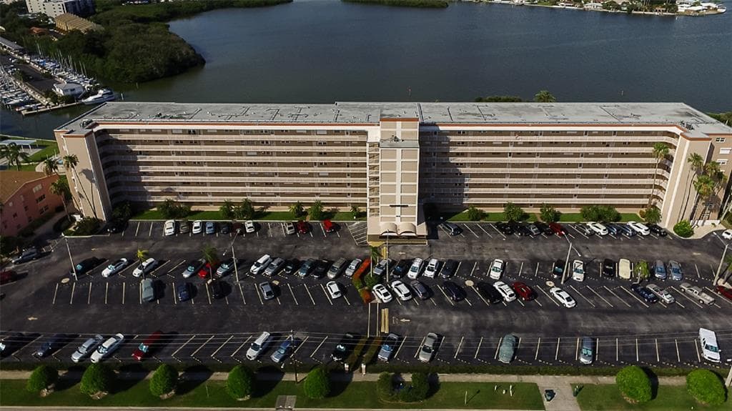 1847 SHORE DRIVE S UNIT 209 SOUTH PASADENA, FL 33707
