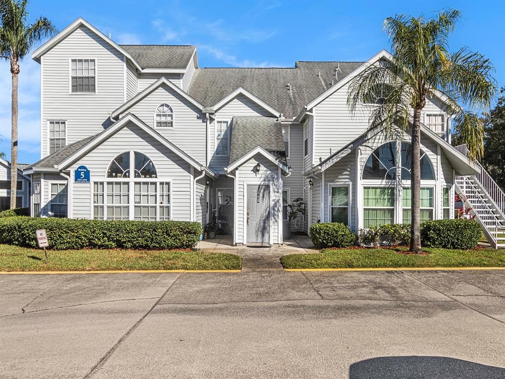12133 ARMENIA GABLES CIRCLE TAMPA, FL 33612