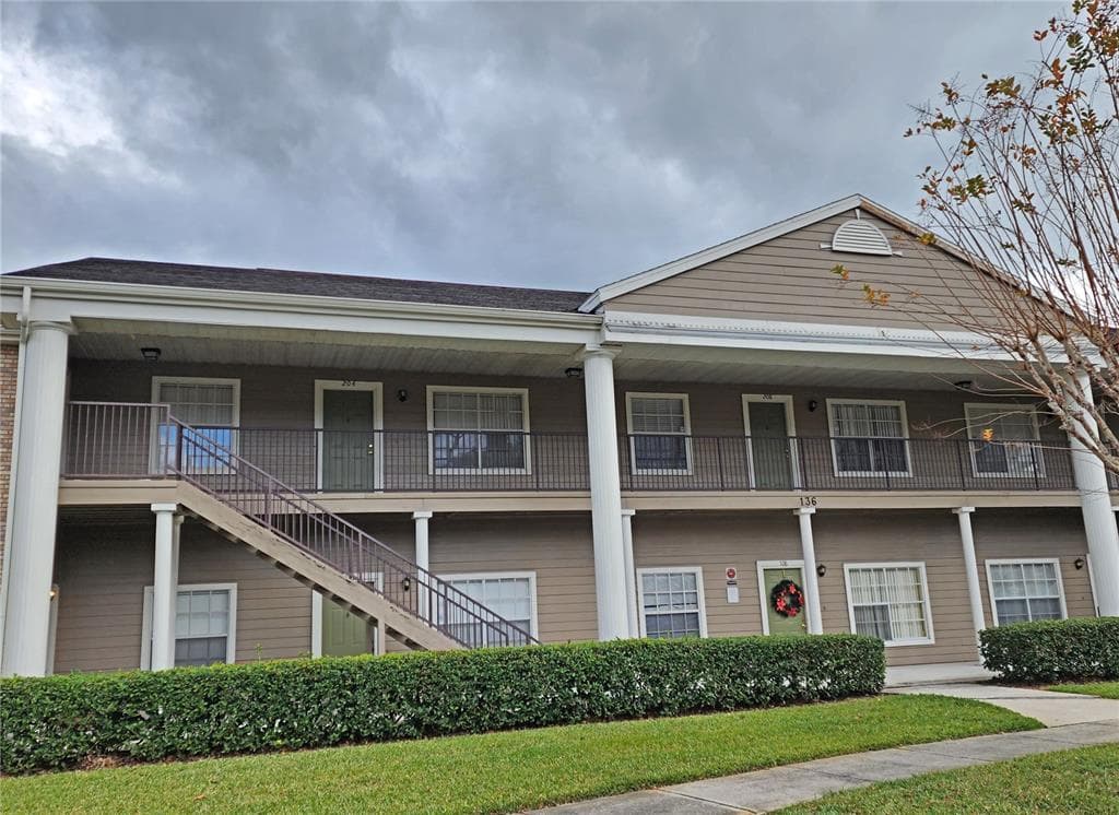 136 RESERVE CIRCLE UNIT 204