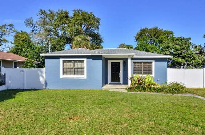 816 E FRIERSON AVENUE TAMPA, FL 33603