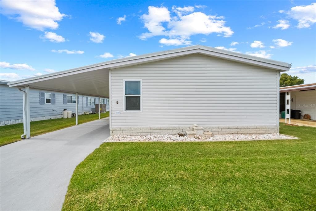 2125 WATERVIEW DRIVE HOLIDAY, FL 34691