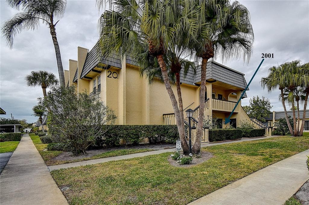 2001 CORDOVA GREEN SEMINOLE, FL 33777