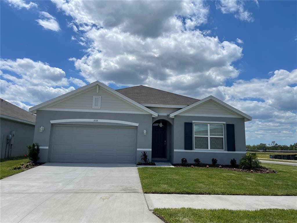 5535 HOLLINGWORTH TRAIL WESLEY CHAPEL, FL 33545