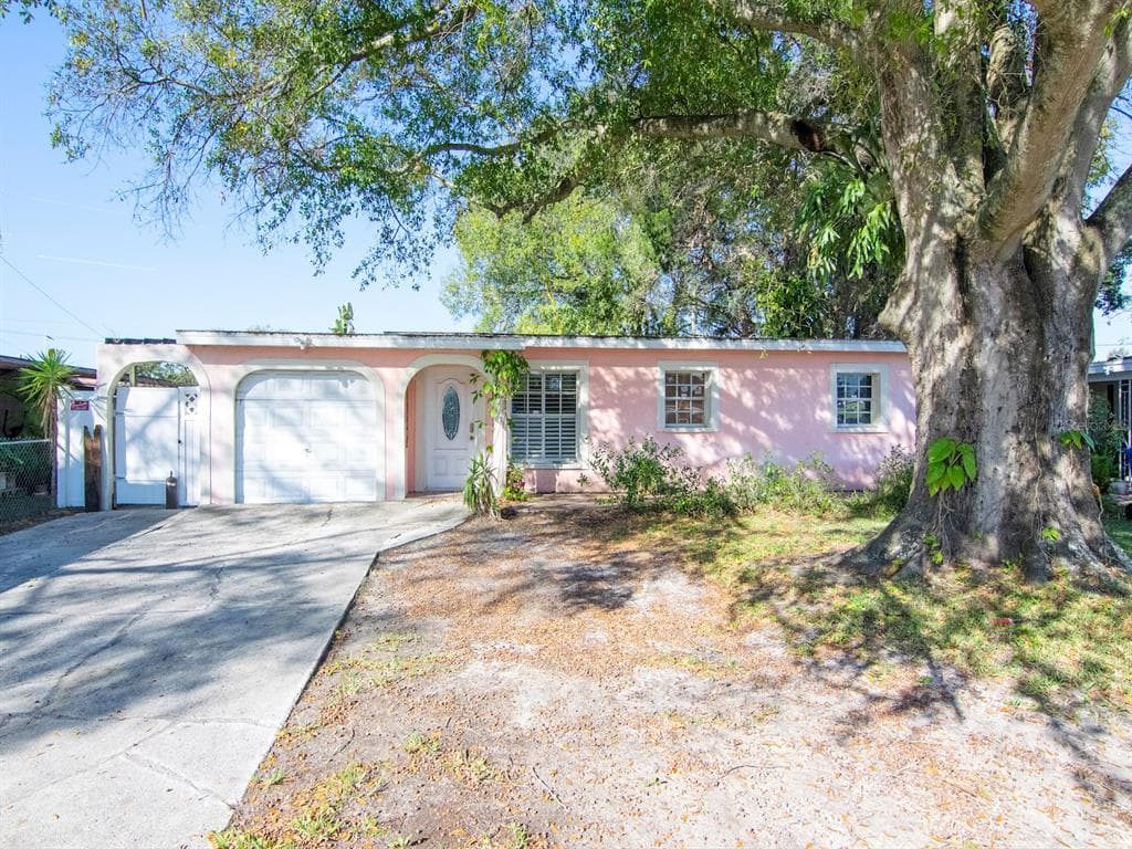 6014 N LOIS AVENUE TAMPA, FL 33614