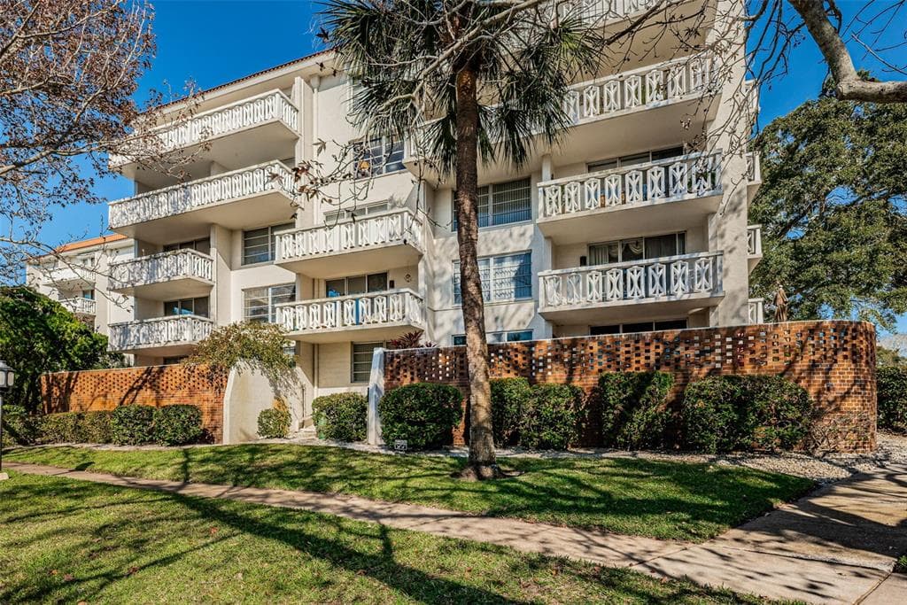 2630 PEARCE DRIVE UNIT 502 CLEARWATER, FL 33764
