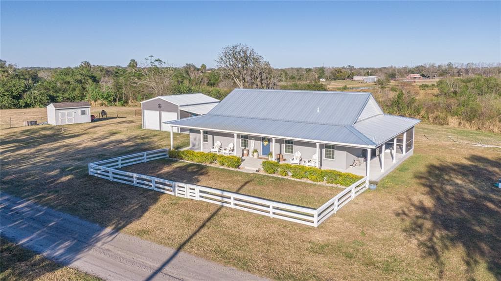 5704 OLD HOMELAND ROAD BARTOW, FL 33830