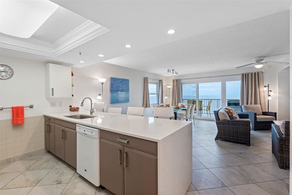 18610 GULF BOULEVARD UNIT 703 INDIAN SHORES, FL 33785