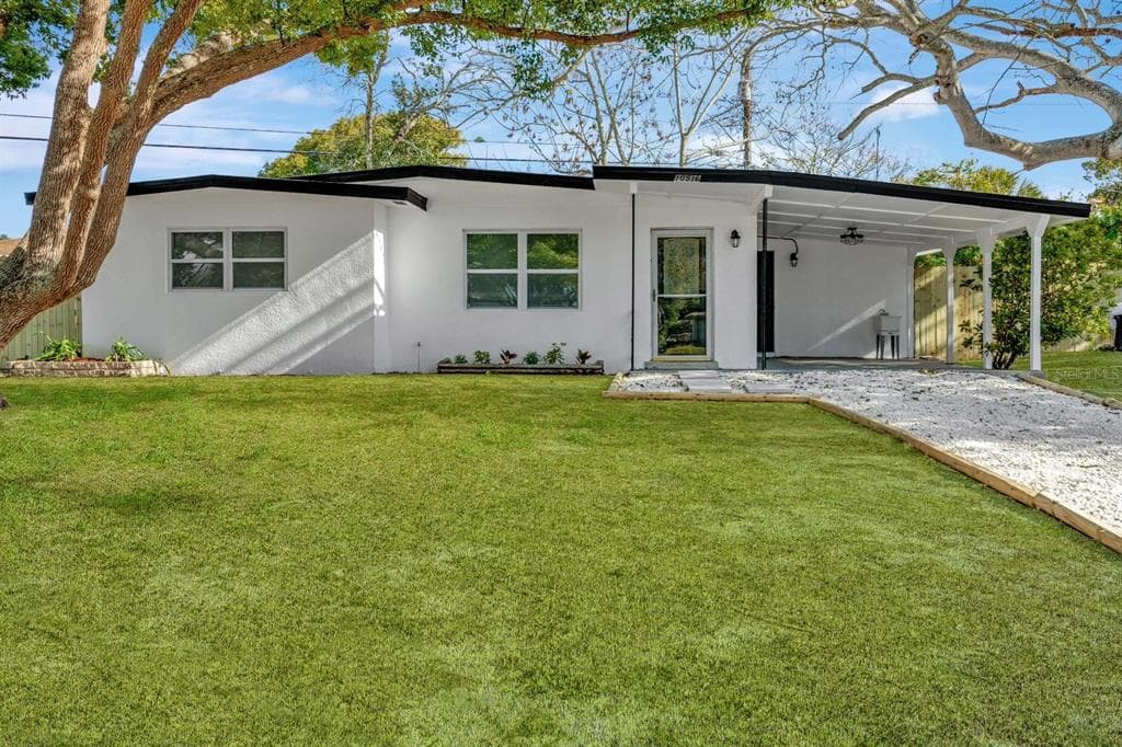 10516 RAFFIA DRIVE PORT RICHEY, FL 34668