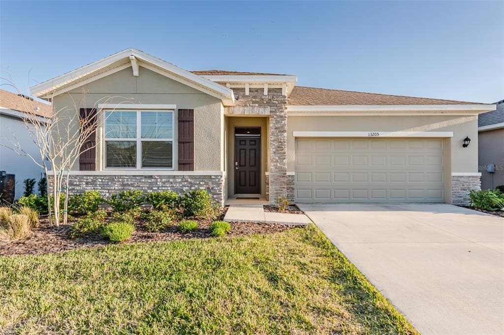 13205 WATERLEAF GARDEN CIRCLE RIVERVIEW, FL 33579