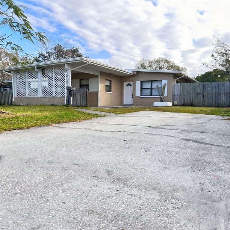 9261 54TH WAY N PINELLAS PARK, FL 33782