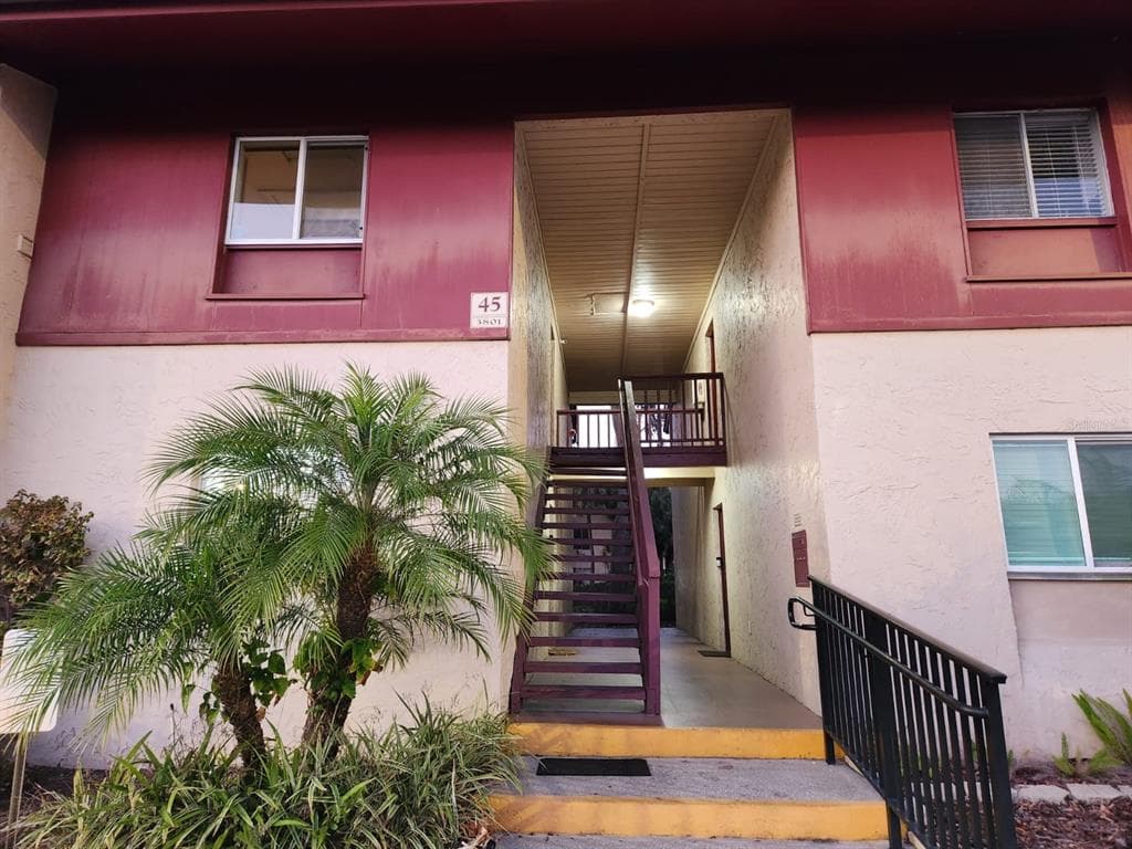 3801 S LAKE DRIVE UNIT 247 TAMPA, FL 33614