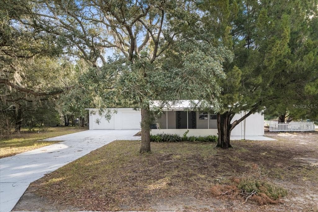 8043 SEALAWN DRIVE SPRING HILL, FL 34606