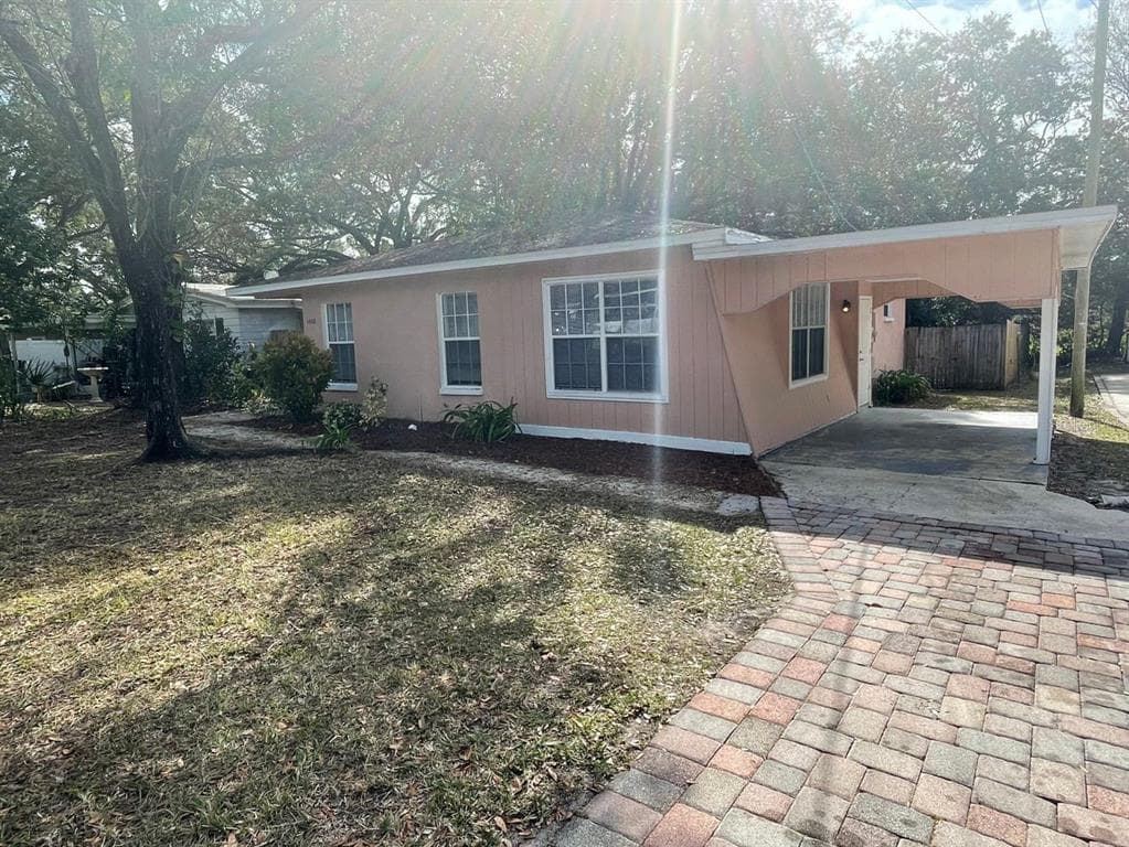 1408 W PERDIZ STREET TAMPA, FL 33612